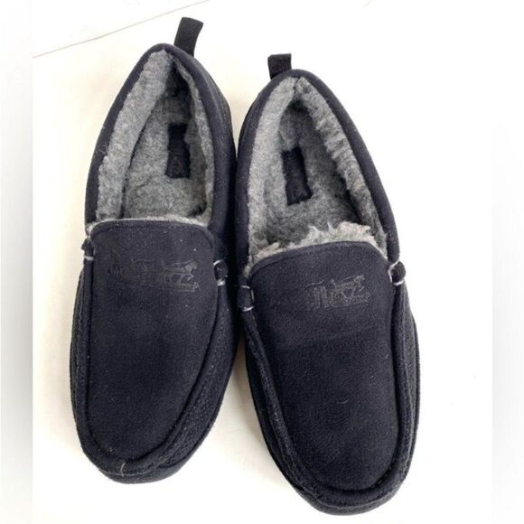 Levi’s Men’s Moccasin Slippers M 8-9 New without tags - Picture 1 of 8